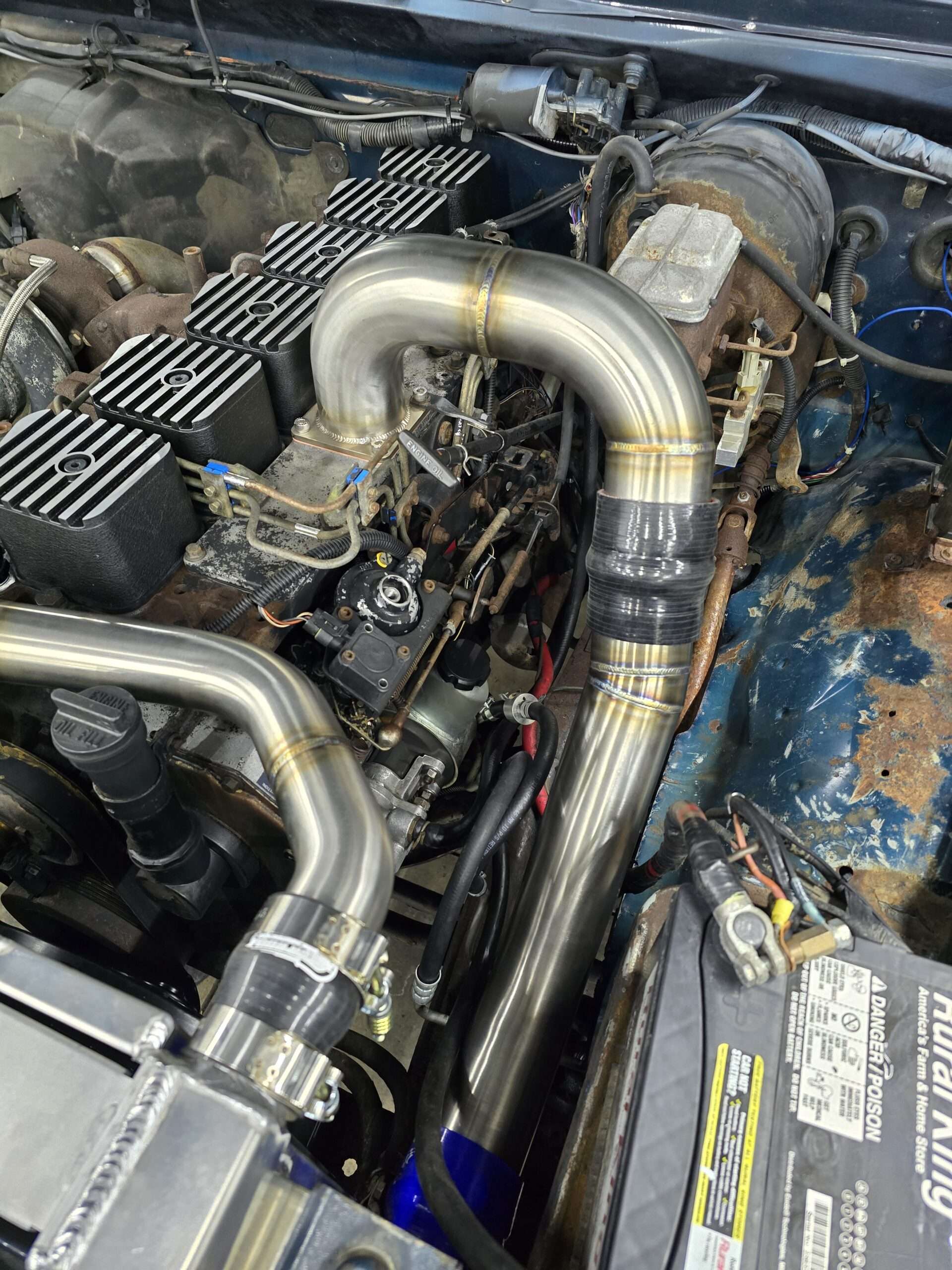 91.5-93 12V Cummins 3" Intake Horn & Charge pipe - Image 4